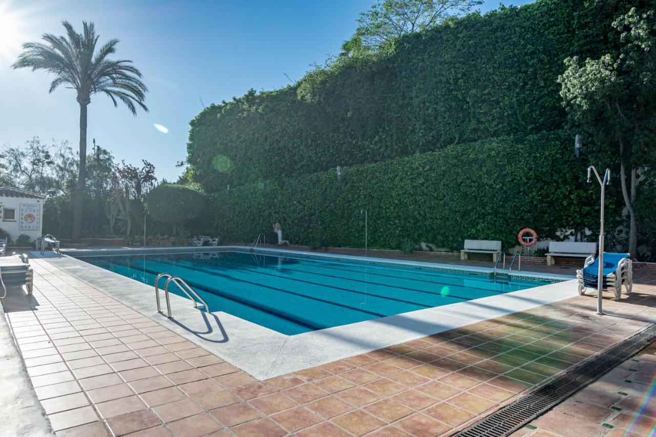 Amazing 2-bedroom Retreat In Nueva Andalucia, Steps From Centro Plaza
