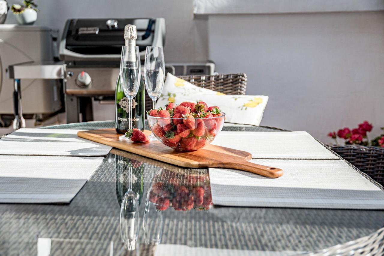 Appartement Amazing 2-bedroom Retreat In Nueva Andalucia, Steps From Centro Plaza *