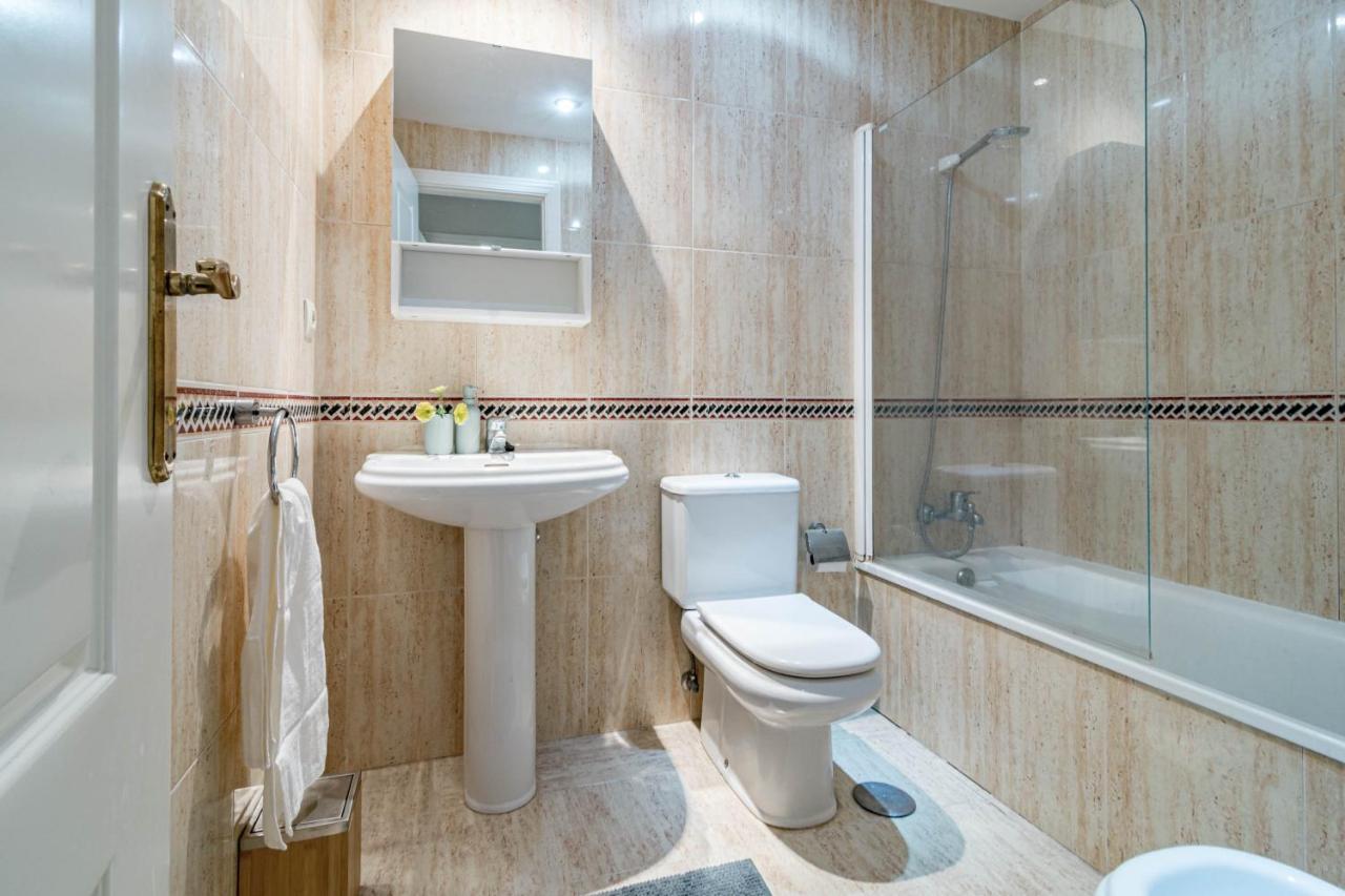 Appartement Amazing 2-bedroom Retreat In Nueva Andalucia, Steps From Centro Plaza